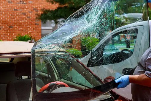 Why Us Reliable Auto Glass Service You Can Trust in Chatsworth